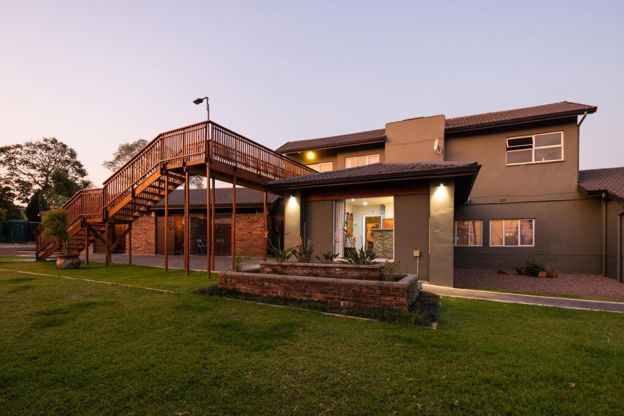 Fever Tree Guesthouse Hillcrest Buitenkant foto