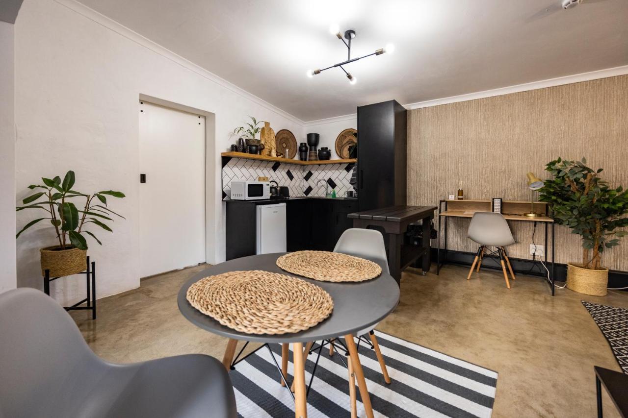 Fever Tree Guesthouse Hillcrest Buitenkant foto
